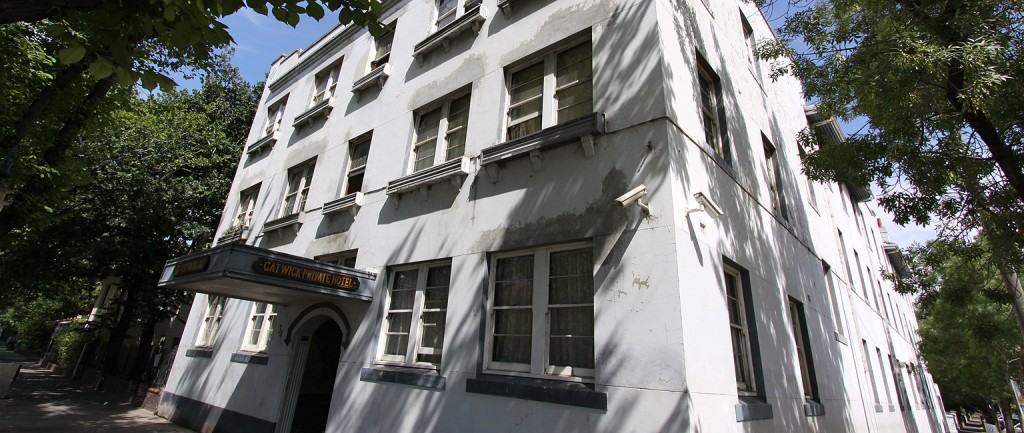 St Kilda boarding house The Gatwick is set to be sold.