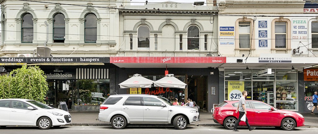 An investor has bought a South Melbourne shop leased to burger giant Grill’d.
