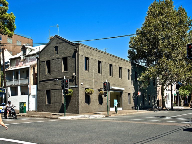 Dentists, lawyers, cleaners battle for Darlinghurst warehouse