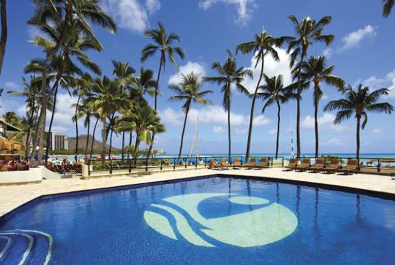 Hawaiian hotel group eyes Queensland move