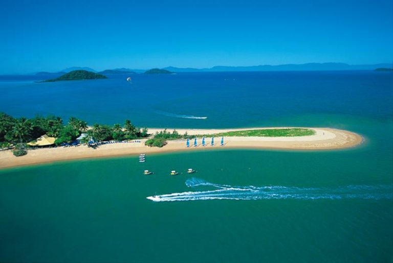Cryptocurrency group makes move to buy Dunk Island