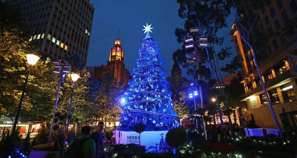 Christmas Window Displays From Around the World