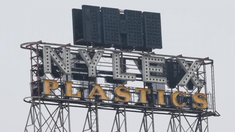 Melbourne’s landmark Nylex clock development given go-ahead