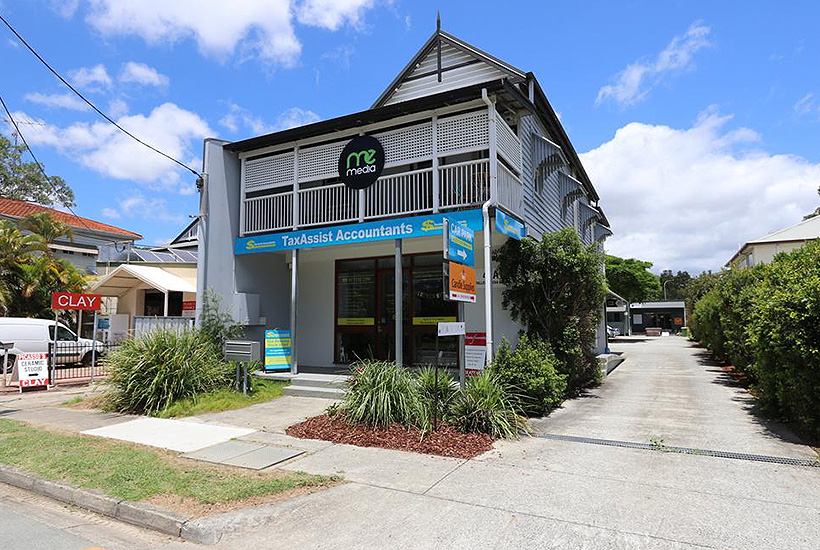41A Tallebudgera Creek Rd, Burleigh Heads, sold for $1.475 million at auction.
