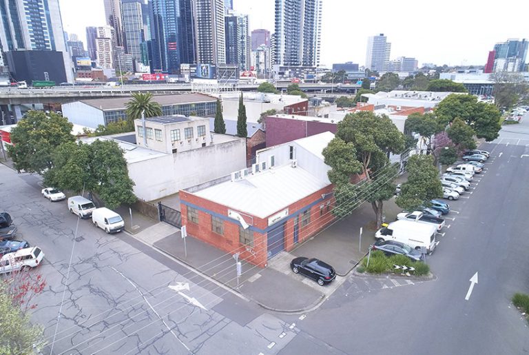 Former bookie Eskander doubles money on South Melbourne office