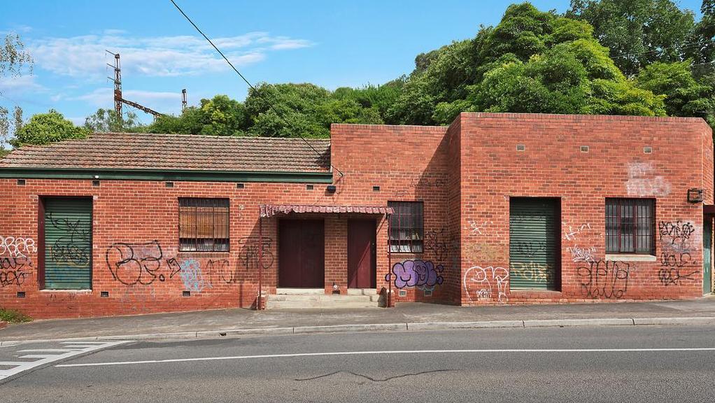 The Ivanhoe Pigeon Club attracted plenty of interest at auction.
