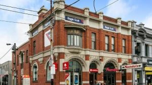 The Seekers’ Bruce Woodley’s Elsternwick property finds audience