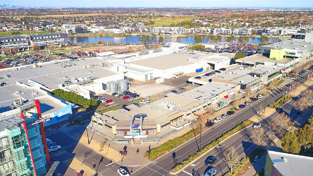 A medical supersite at 224-226 & 228-232 Caroline Springs Blvd, has been snapped up by Hong Kong buyer for $12.5 million.