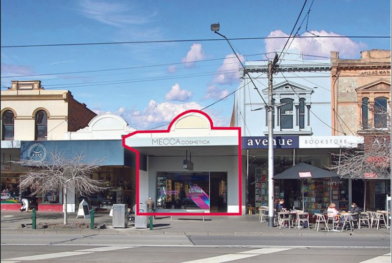 Albert Park’s Mecca outlet roars past reserve