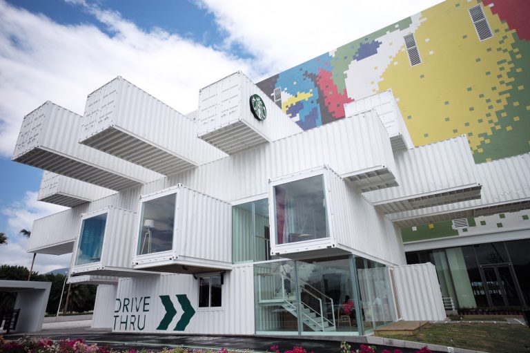 Starbucks opens recycled container store in Taiwan