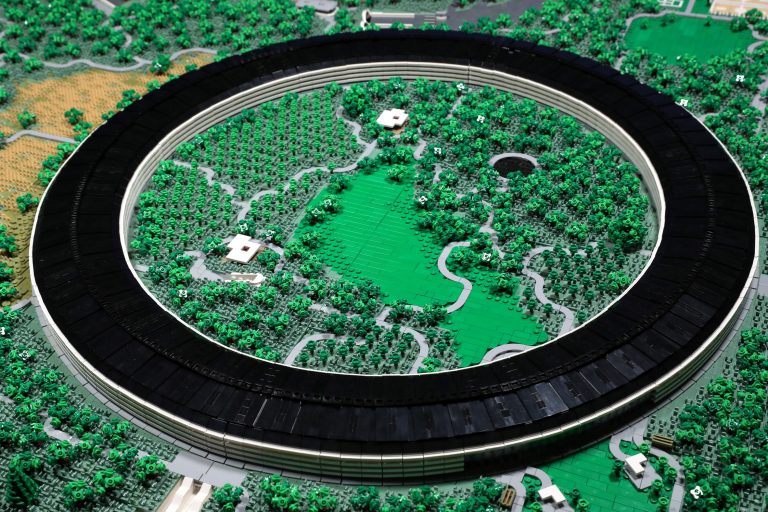 Engineer spends two years building Lego Apple Park