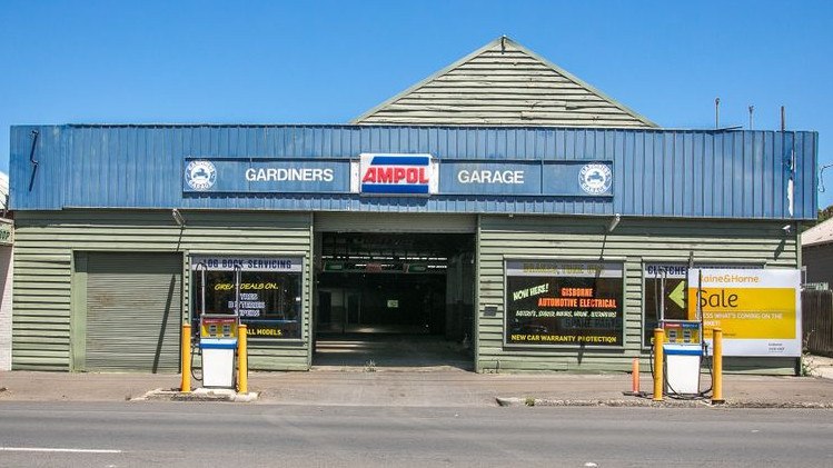 7 Hamilton St, Gisborne, iconic Gardiner Garage, a family business for four generations, has been sold.
