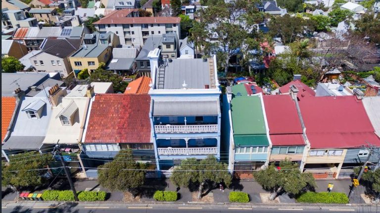 Redfern’s ‘Gracelands’ backpackers sells to local cafe owner