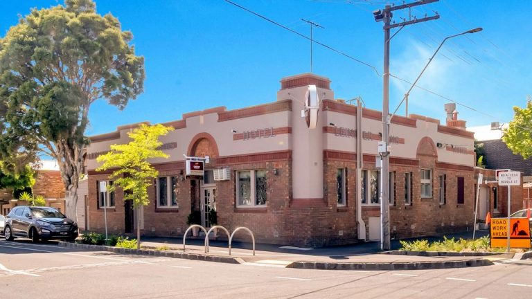 Chopper Read’s favourite haunt yours for $3.8m-plus