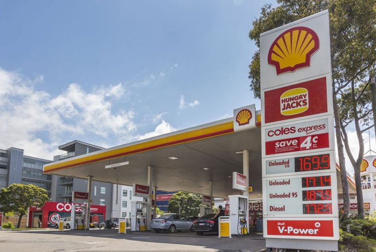 Four Shell servos pumped onto Sydney market