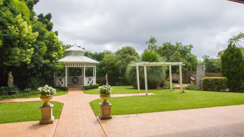 Queensland winery ripe for your picking