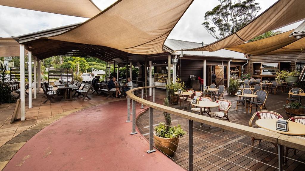 Queensland winery ripe for your picking