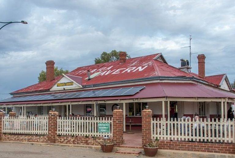 102-year-old WA country pub yours for the taking