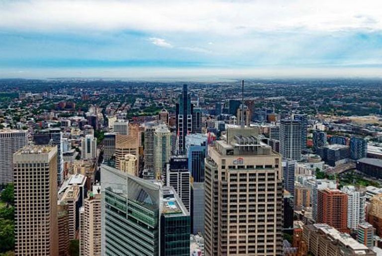 Banks lead charge in mid-sized office market