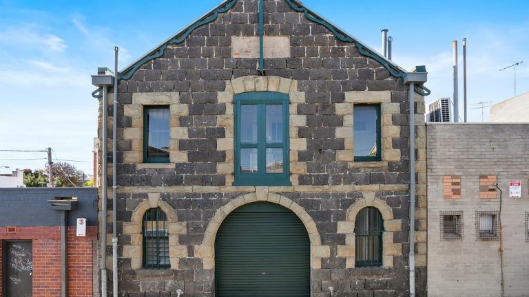 Stunning bluestone facade a hidden bonus at historic Geelong building