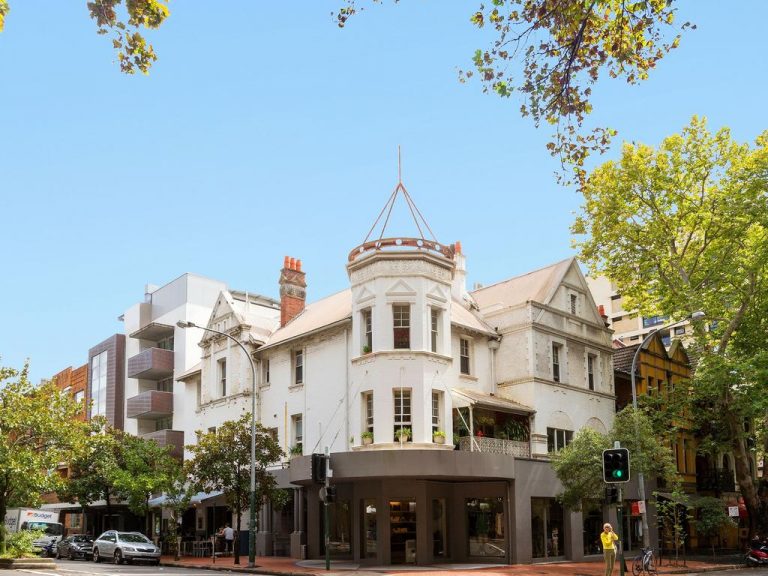 Hemmes opens up on Potts Point sale