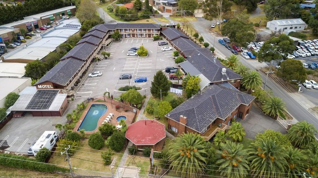 The Lilydale Motor Inn is expected to sell for upwards of $4.5 million.
