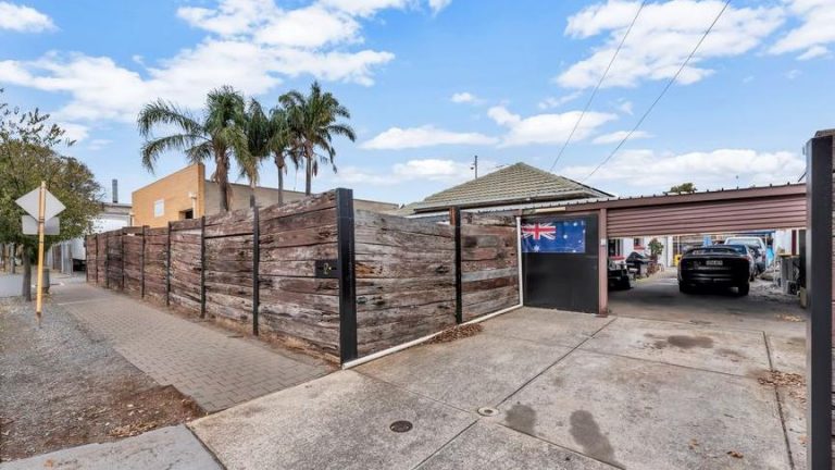 No auction love for Adelaide Hells Angels headquarters