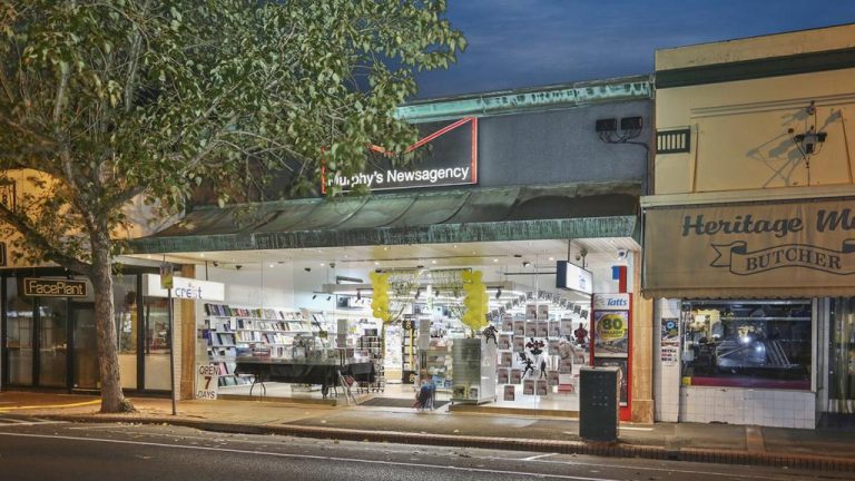 Geelong newsagent sale sets strip record