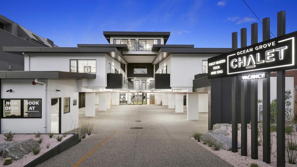 The Ocean Grove Chalet offers short-stay accommodation in the centre of town.