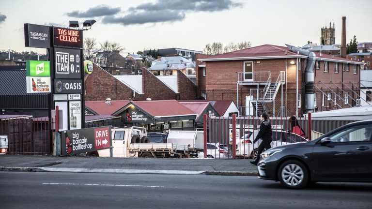 Hobart’s Waratah Hotel a step closer to affordable housing conversion