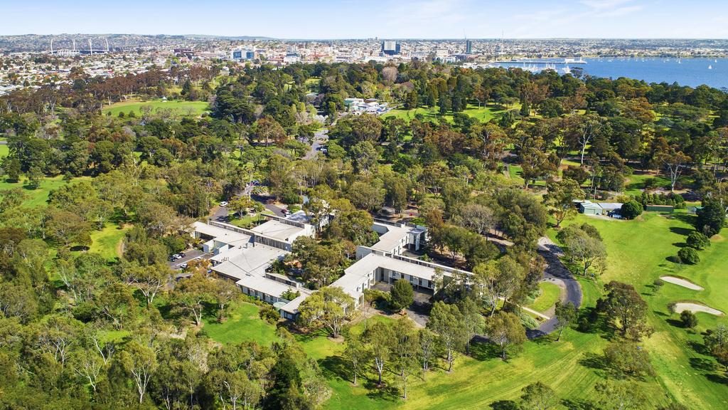 The Geelong Conference Centre in Eastern Park adjoins a golf course and the city’s botanic gardens.
