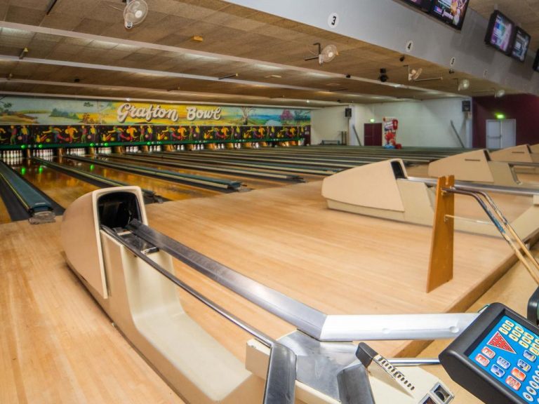 Your own tenpin bowling alley for $820,000
