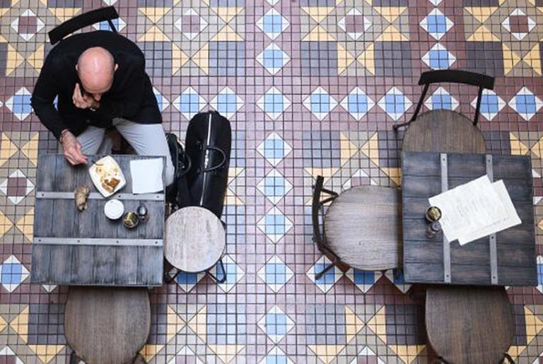 Shopping centres change tack in COVID-19 fight