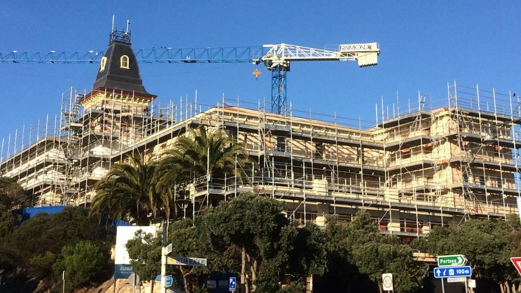 Sorrento’s trouble-plagued Continental Hotel has sold again. Picture: Christian Tatman
