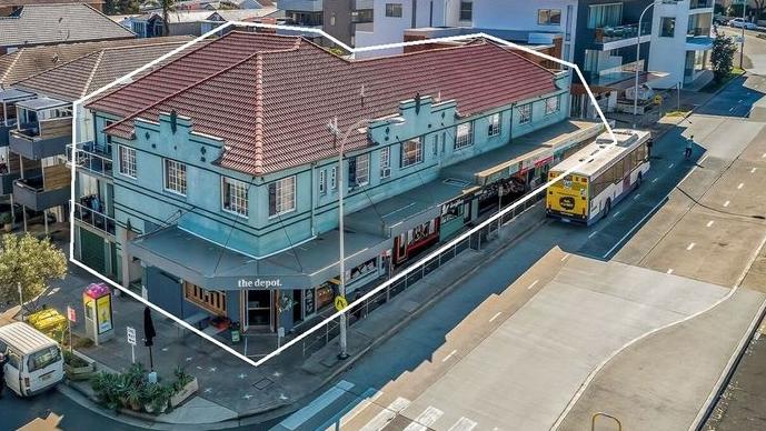 No. 286-294 Campbell Pde, North Bondi sold for $25.4 million at auction.
