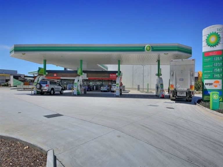 Sydney servo sells for huge price