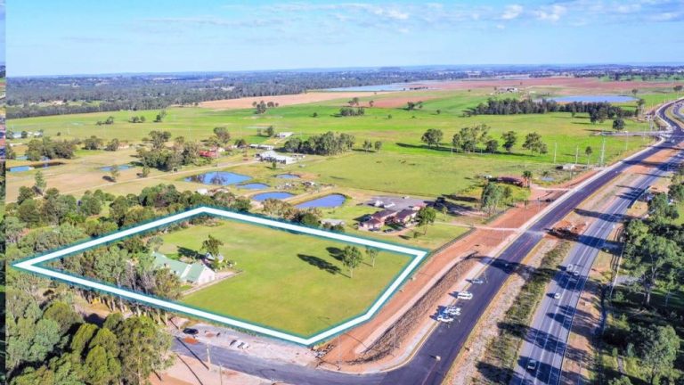 Developers eye Western Sydney block on new airport’s doorstep