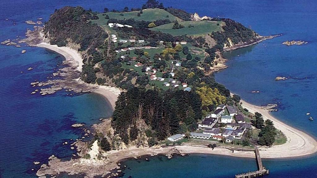 The island is only 15 minutes from Auckland, if you have a chopper.