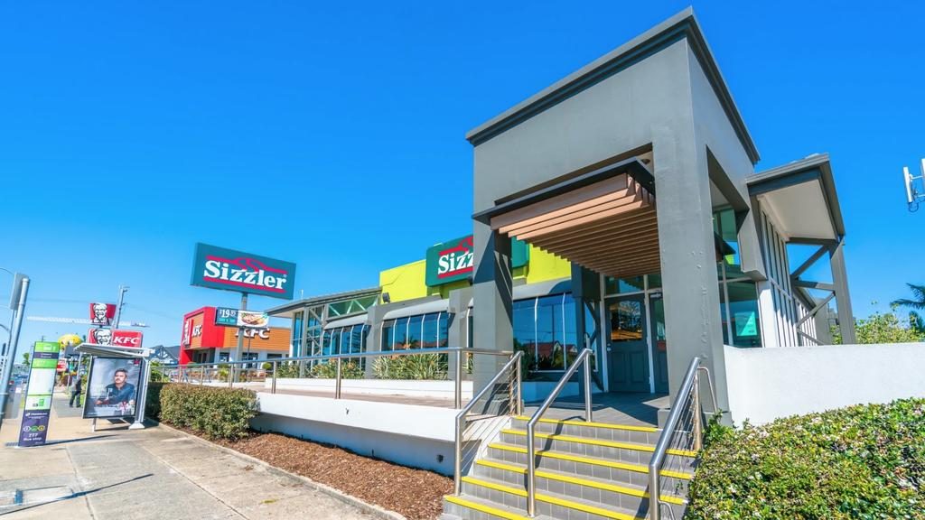 The Sizzler restaurant at Mermaid Beach.
