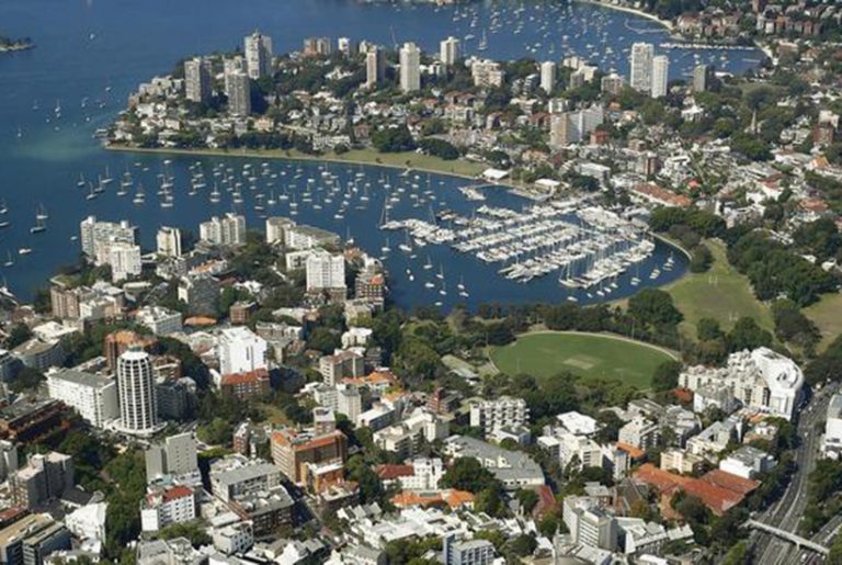 Bullish buyer pays $185m for Wooloomooloo site