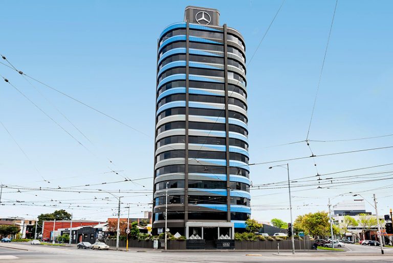 Unique chance to put your logo on top of Melbourne building