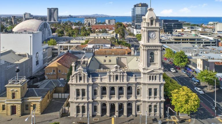 Geelong Post Office hotel plans to boost city’s businesses