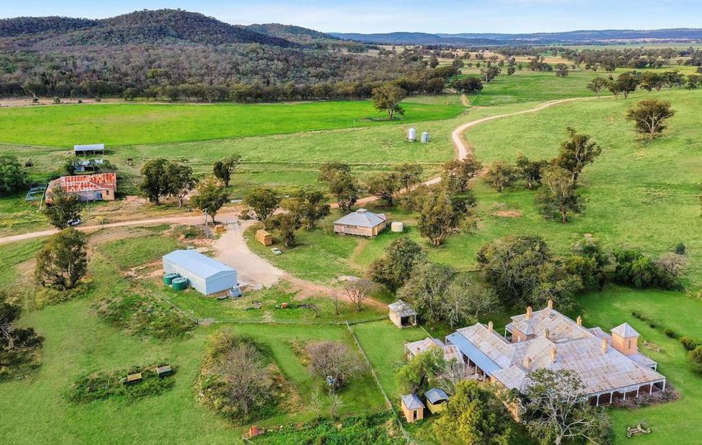 Pine Ridge homestead.