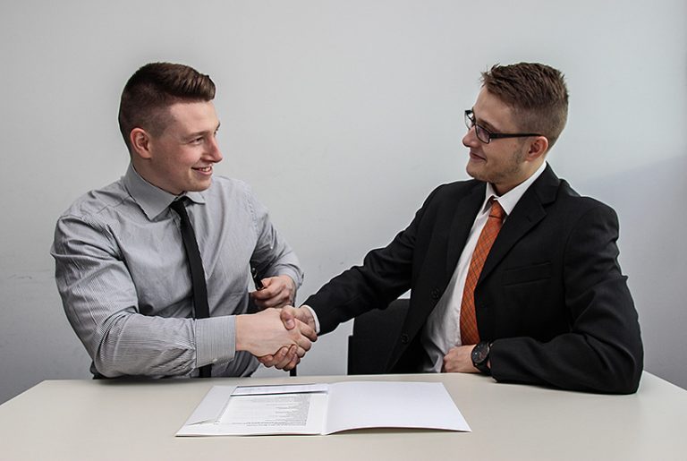 How to become a Commercial Real Estate Agent