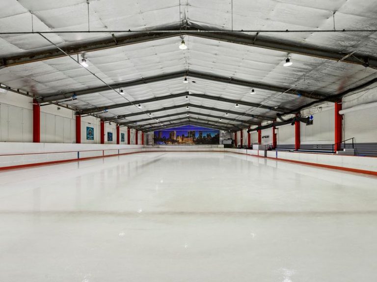 QLD ice-skating rink sold, eventually set for warehouse development