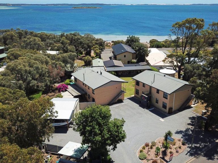 Holiday apartments up for grabs in SA tourism hotspot Coffin Bay