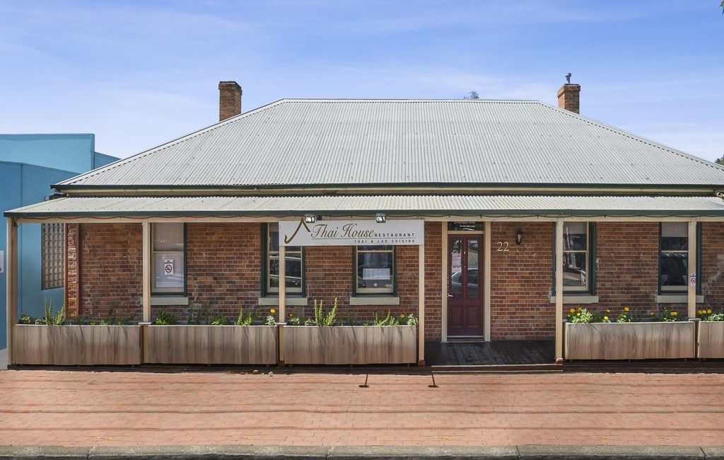 Historic Geelong West inn presents new opportunities on Pakington St