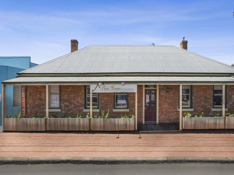 Historic Geelong West inn presents new opportunities on Pakington St