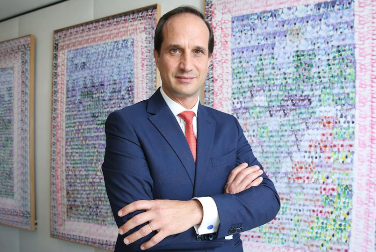 AMP commits to flagship wholesale office fund