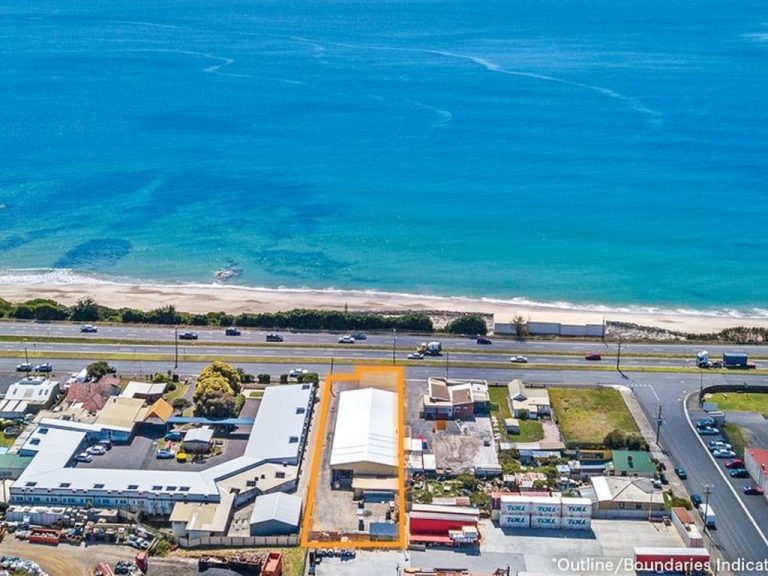 Melbourne bidders snap up Nubco properties